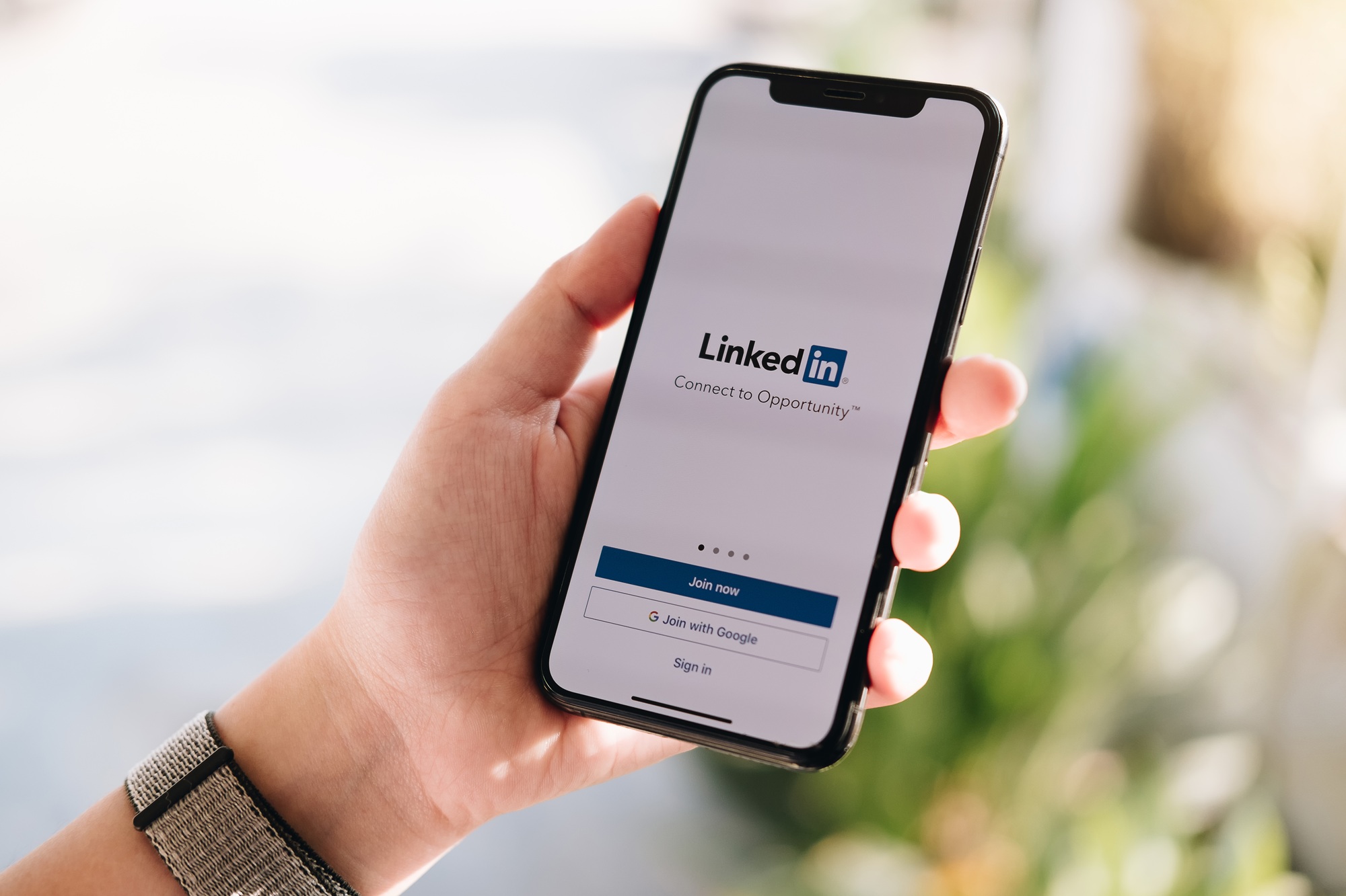 Quand poster sur LinkedIn, meilleurs jours, horaires en 2026