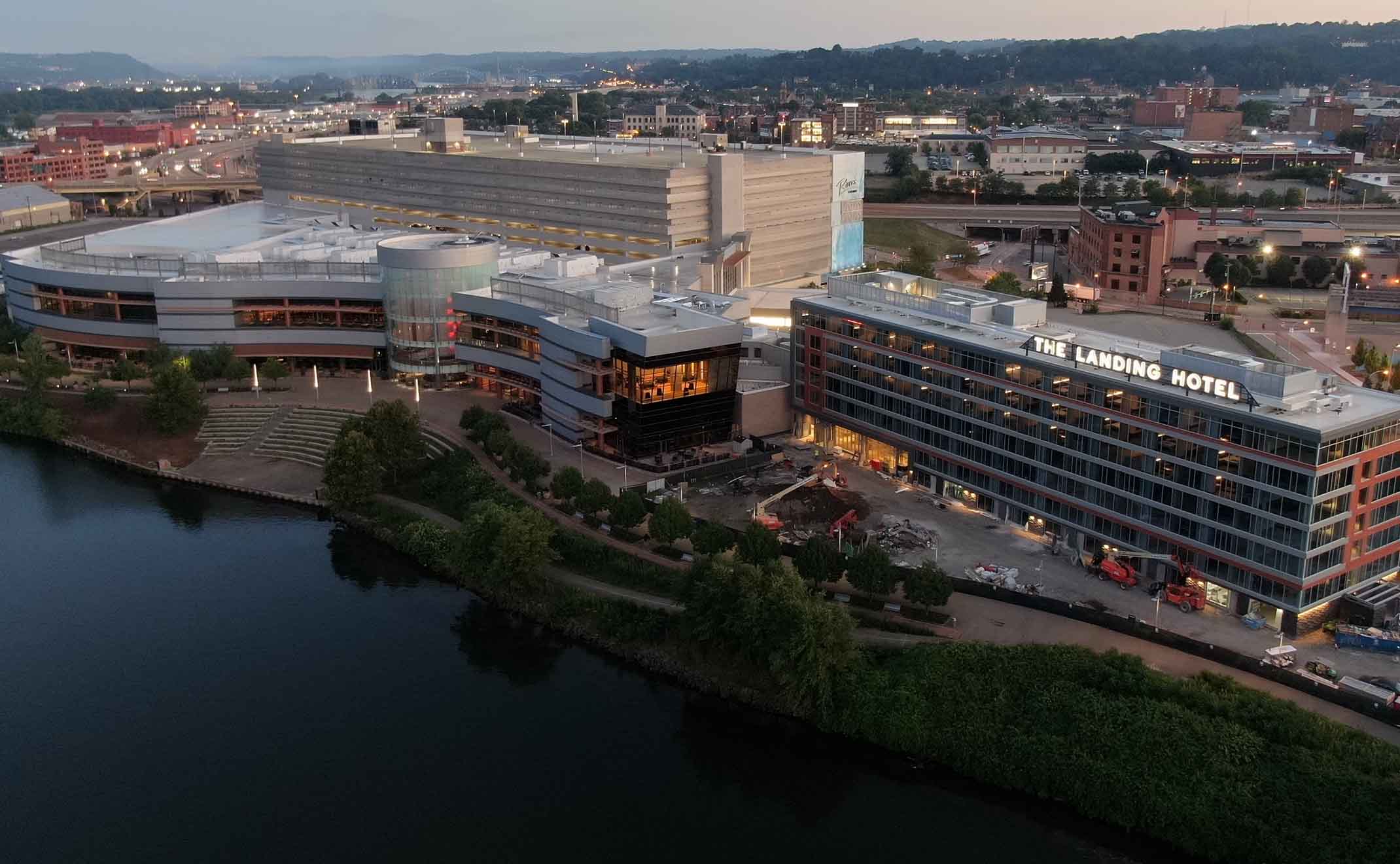 hotels near the rivers casino pittsburgh