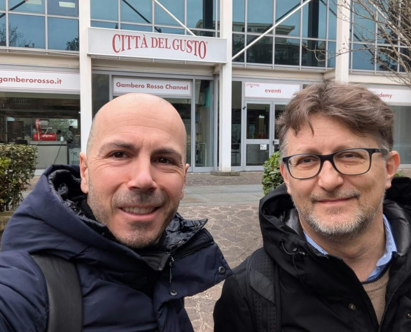 I docenti di PixelCrew durante una sessione del corso di formazione sull’intelligenza artificiale per il team Gambero Rosso.