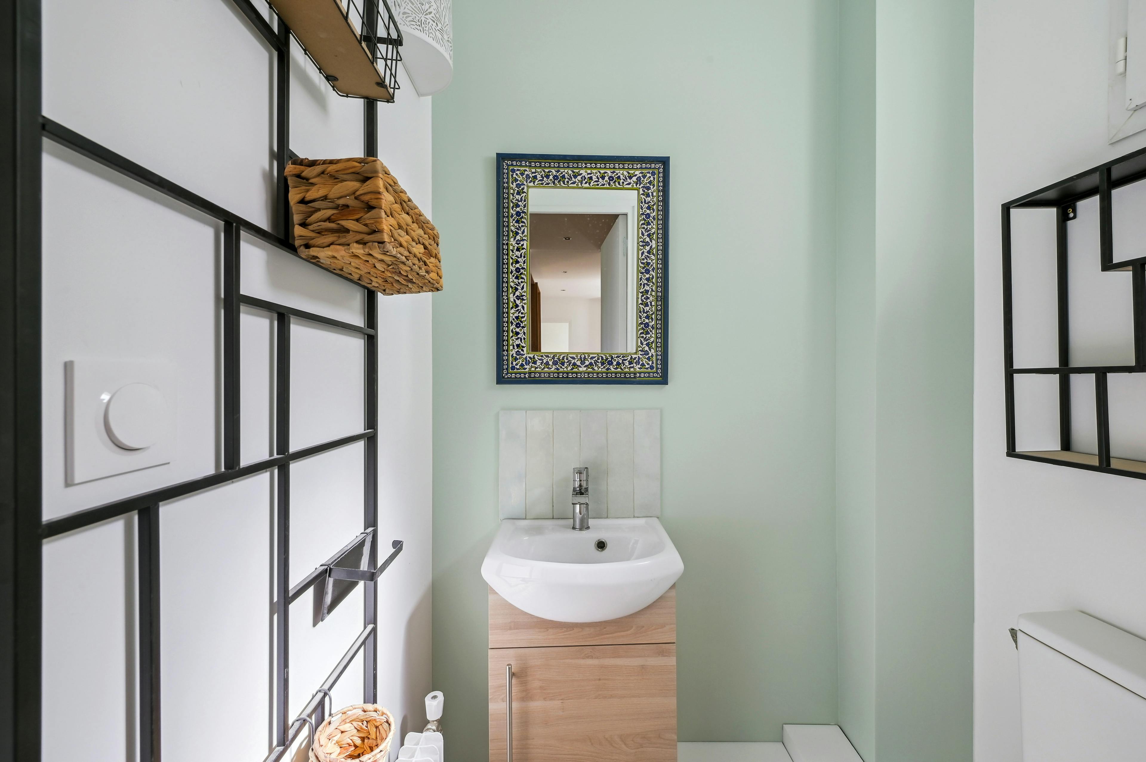 rénovation salle de bain avec meuble vasque appartement 120 m2 Paris 17 rénovation salle de bain avec meuble vasque appartement 120 m2 Paris 17