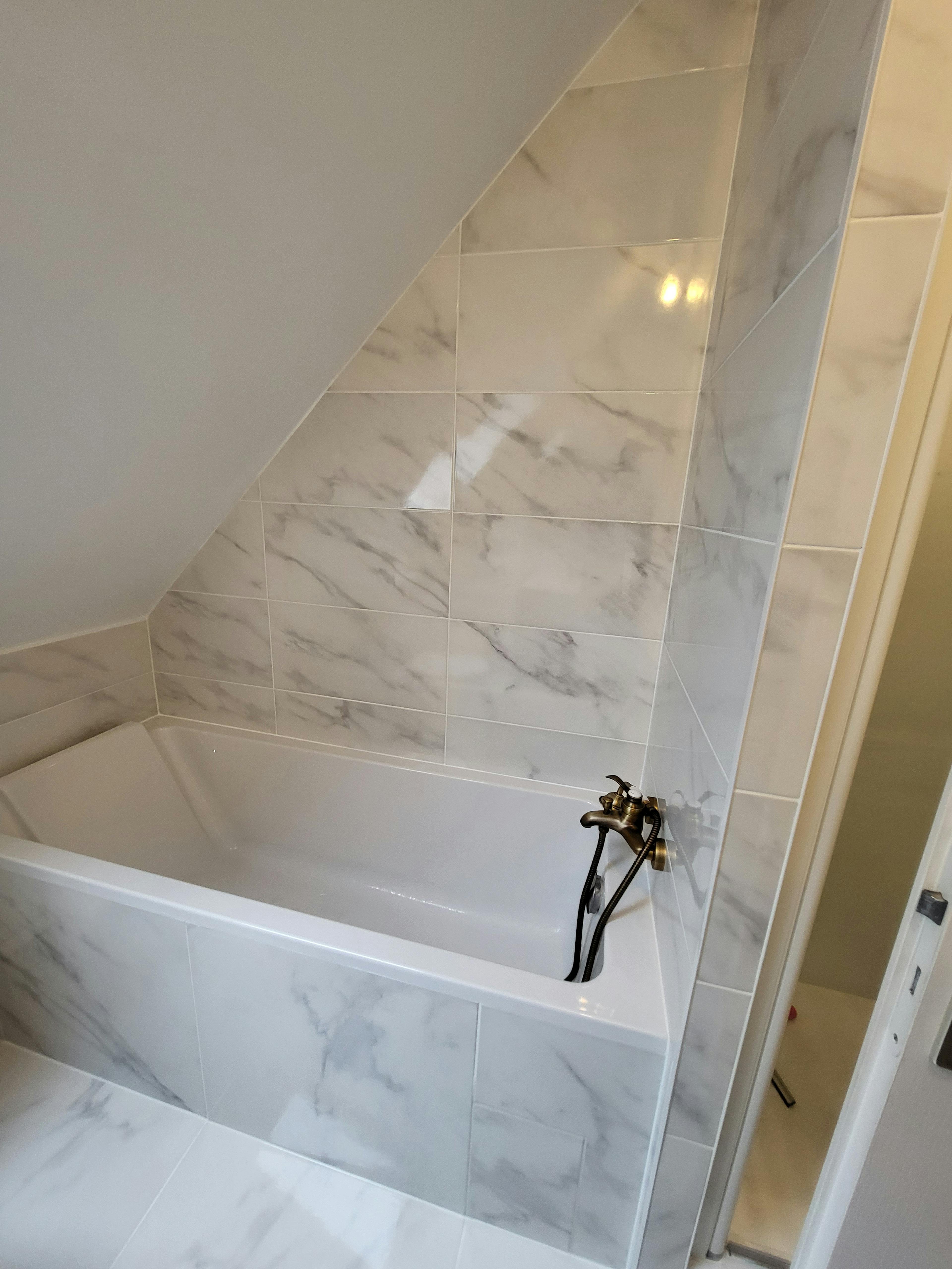 Pose baignoire salle de bain 4m2 Val d'Oise Pose baignoire salle de bain 4m2 Val d'Oise