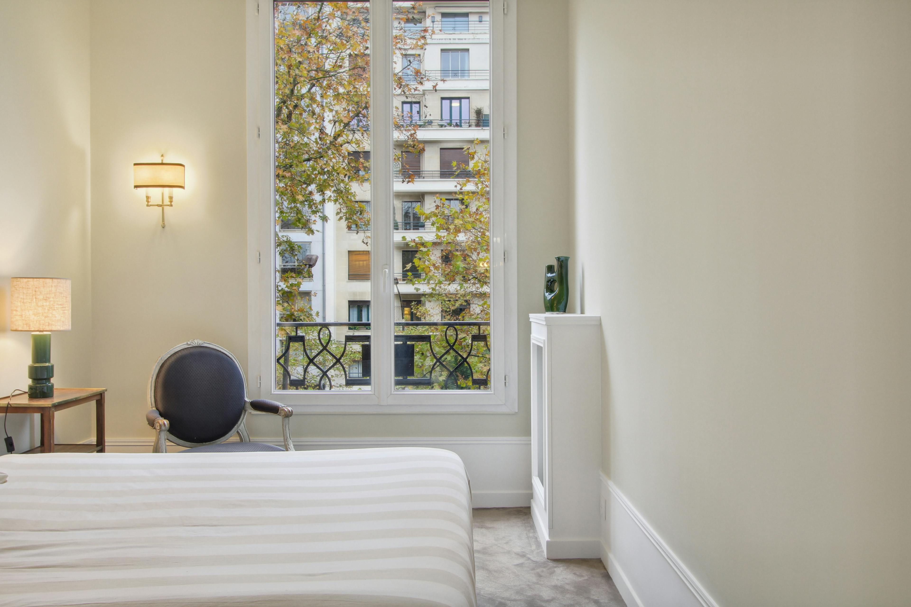 rénovation chambre appartement de 60 m2 à Paris 16 rénovation chambre appartement de 60 m2 à Paris 16