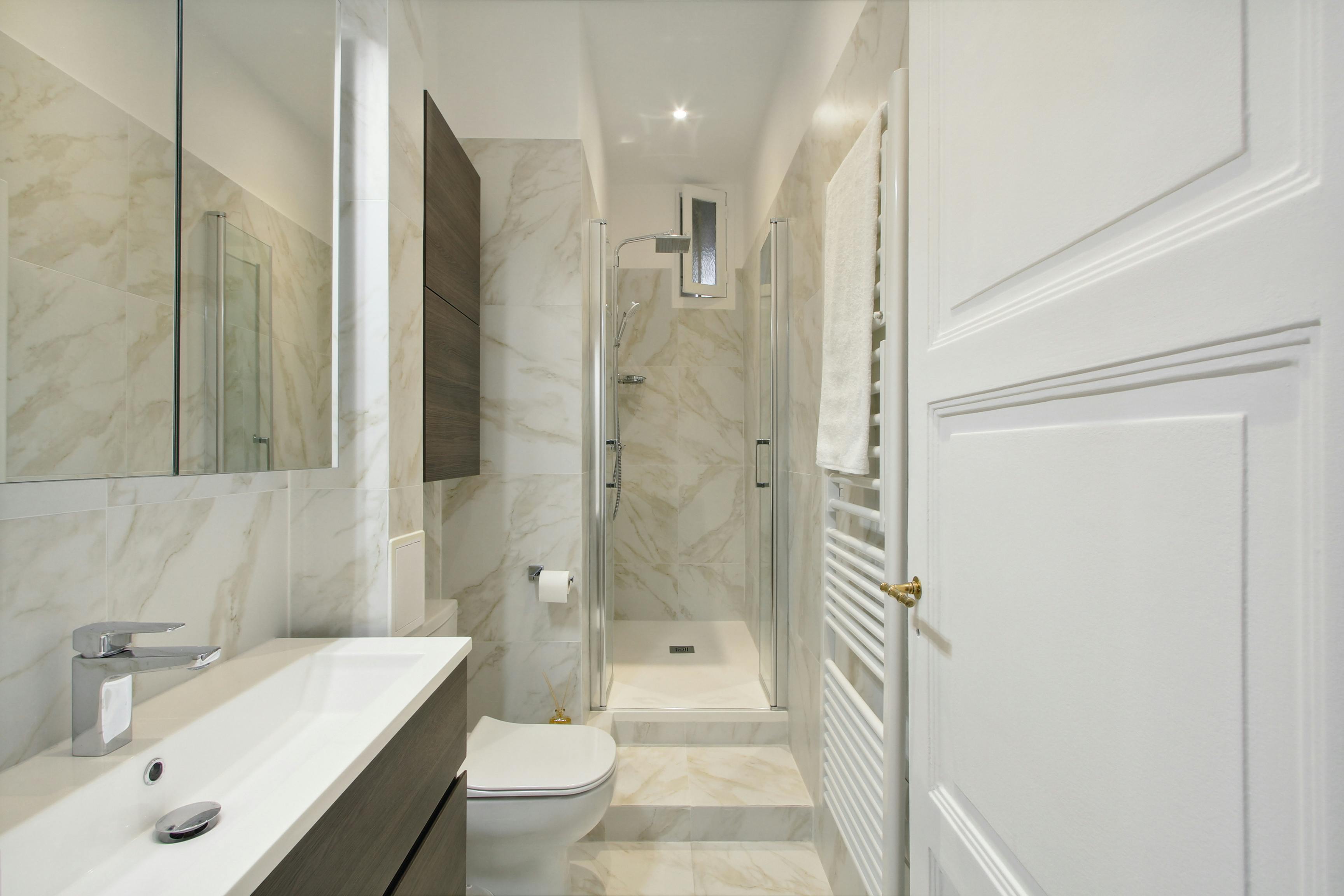 rénovation salle de bain appartement 60 m2 à Paris 16