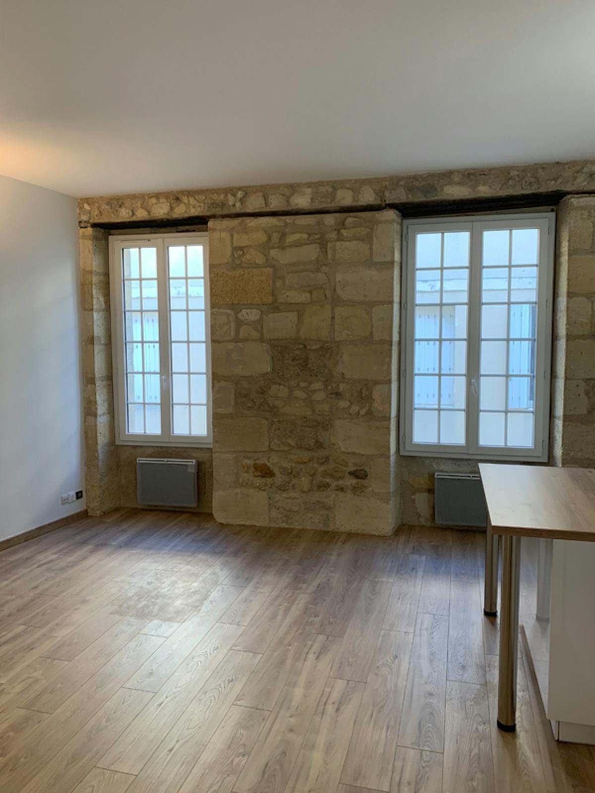 mur en brique appartement bordeaux 38 m2