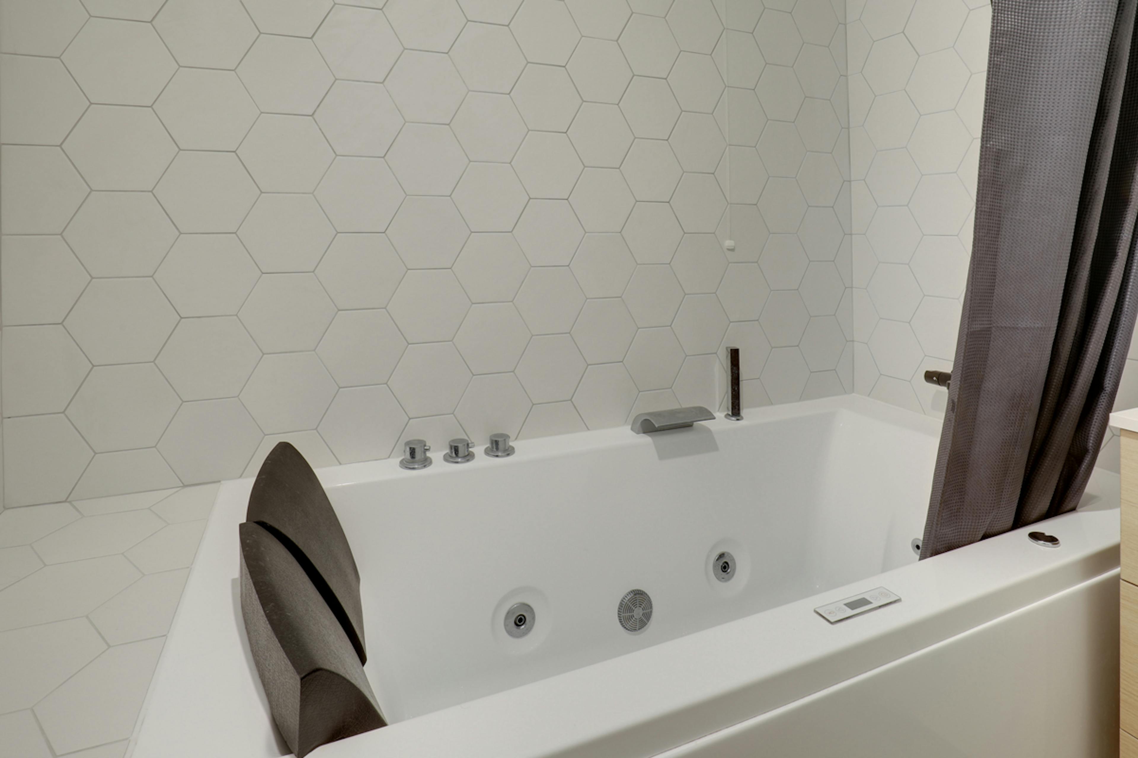 baignoire balnéo salle de bain 3m2 Val de Marne baignoire balnéo salle de bain 3m2 Val de Marne