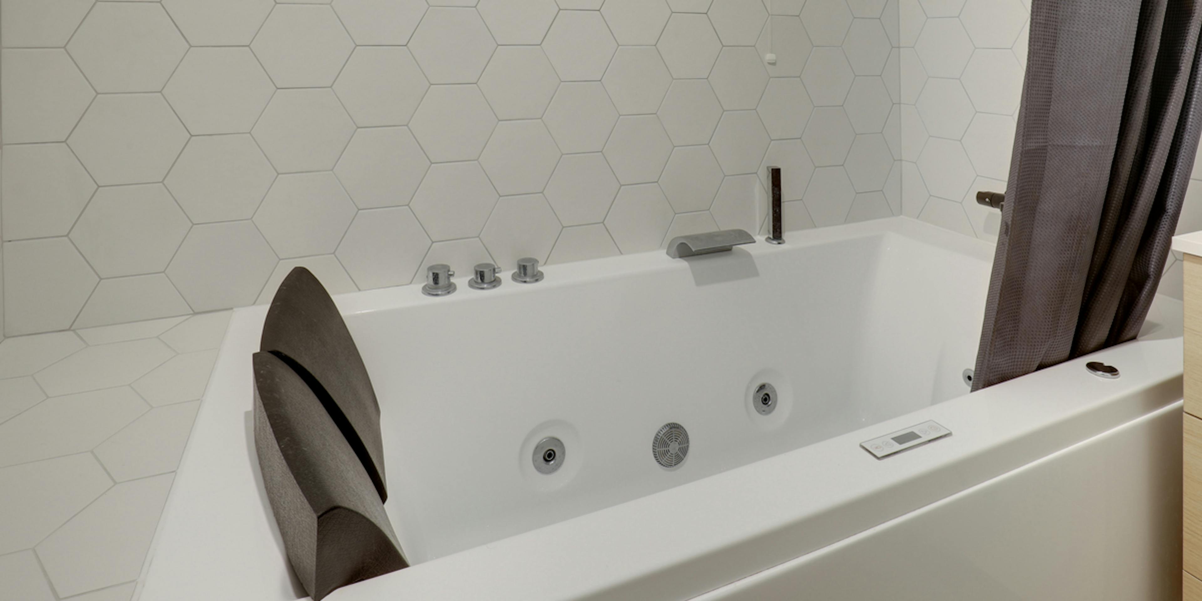 Baignoire balnéo salle de bain 3m2 Val de Marne Baignoire balnéo salle de bain 3m2 Val de Marne