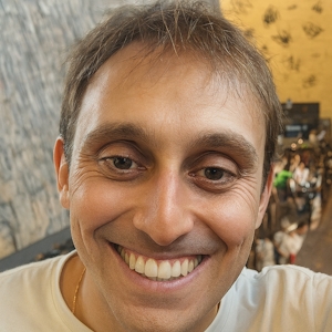 Auteur Ludovic