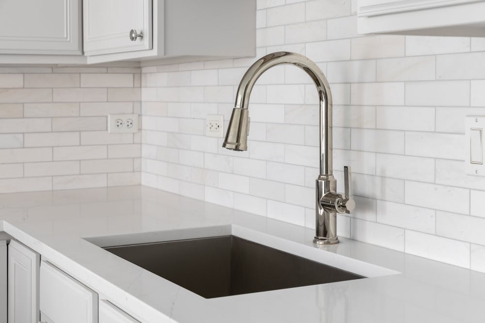 Install Kitchen Sink Plumber London