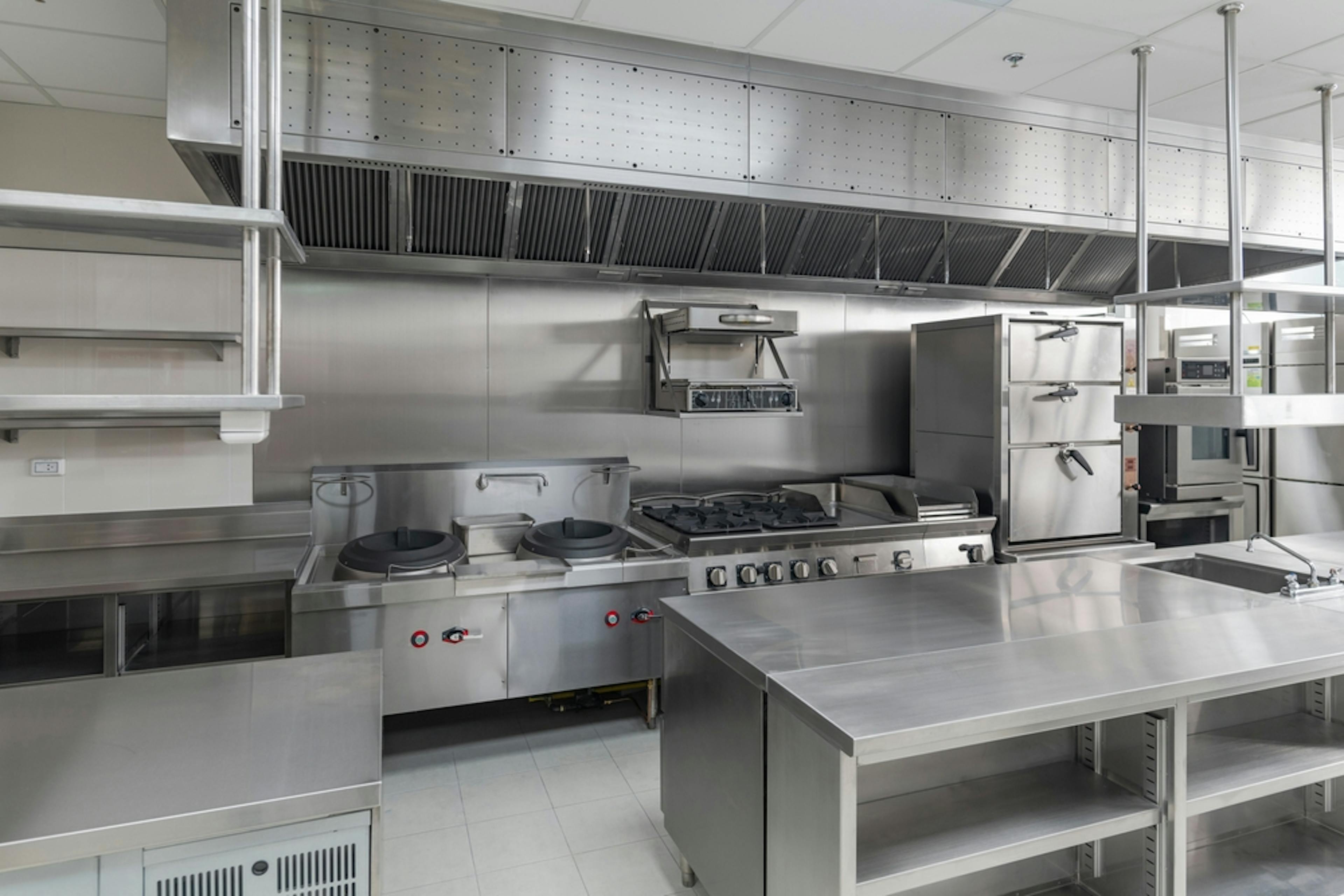 restaurant kitchen plumber london