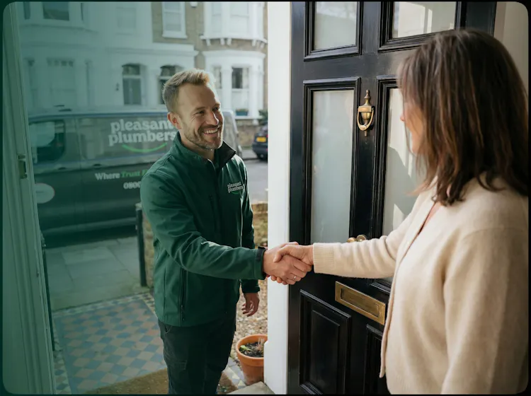 Trusted Emergency Plumber/Heating Engineer from Pleasant Plumbers arrives at a London home to fix an urgent leak