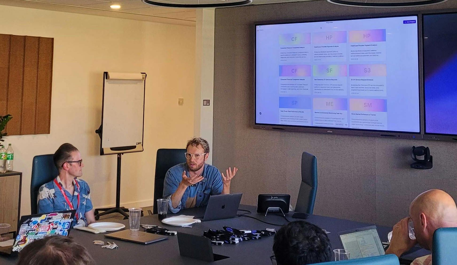 Chris Parmer at a Plotly Studio meetup in London