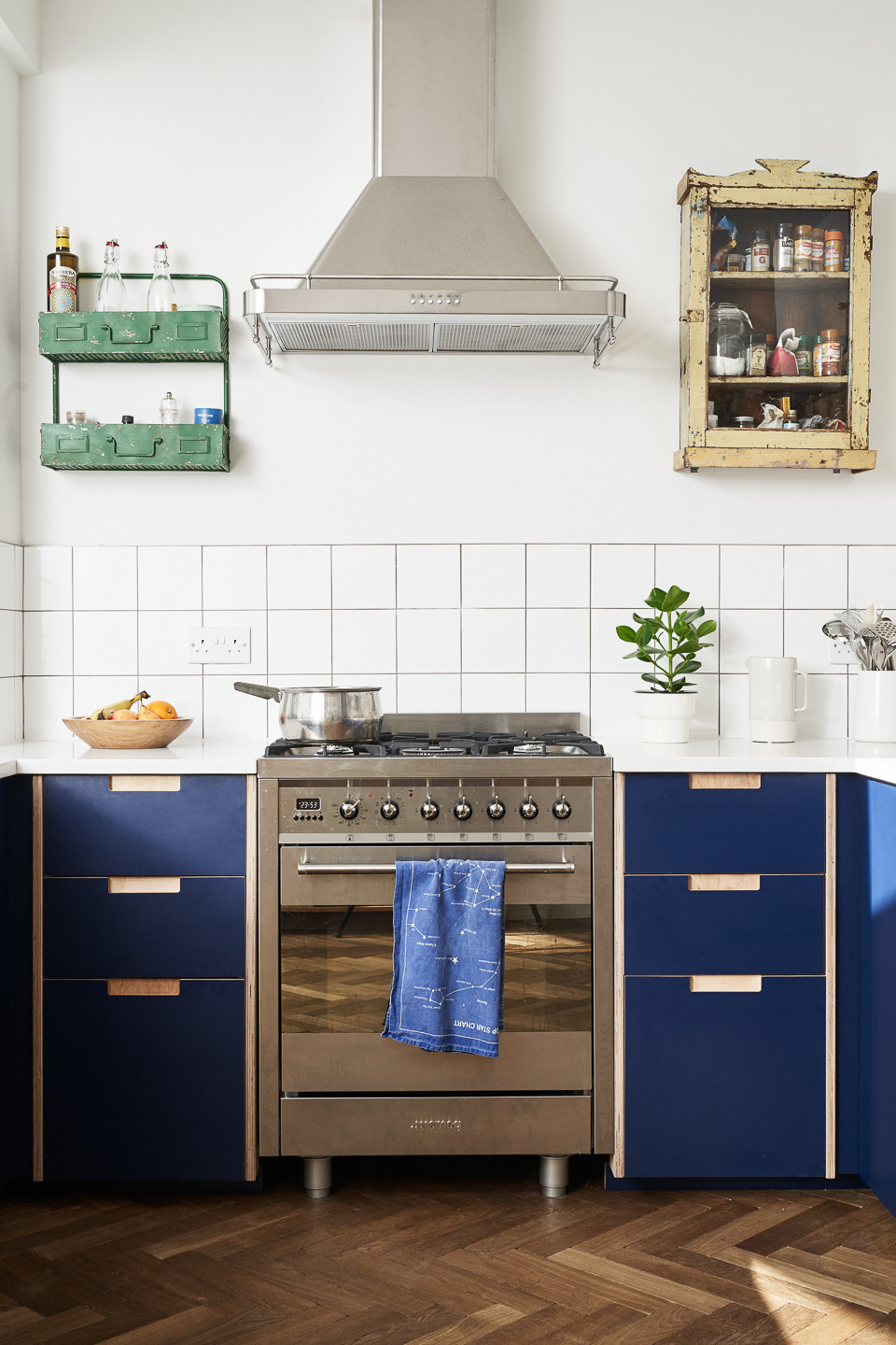 Navy Blue Formica fronts with semi-recessed handles in our Cramner Avenue kitchen