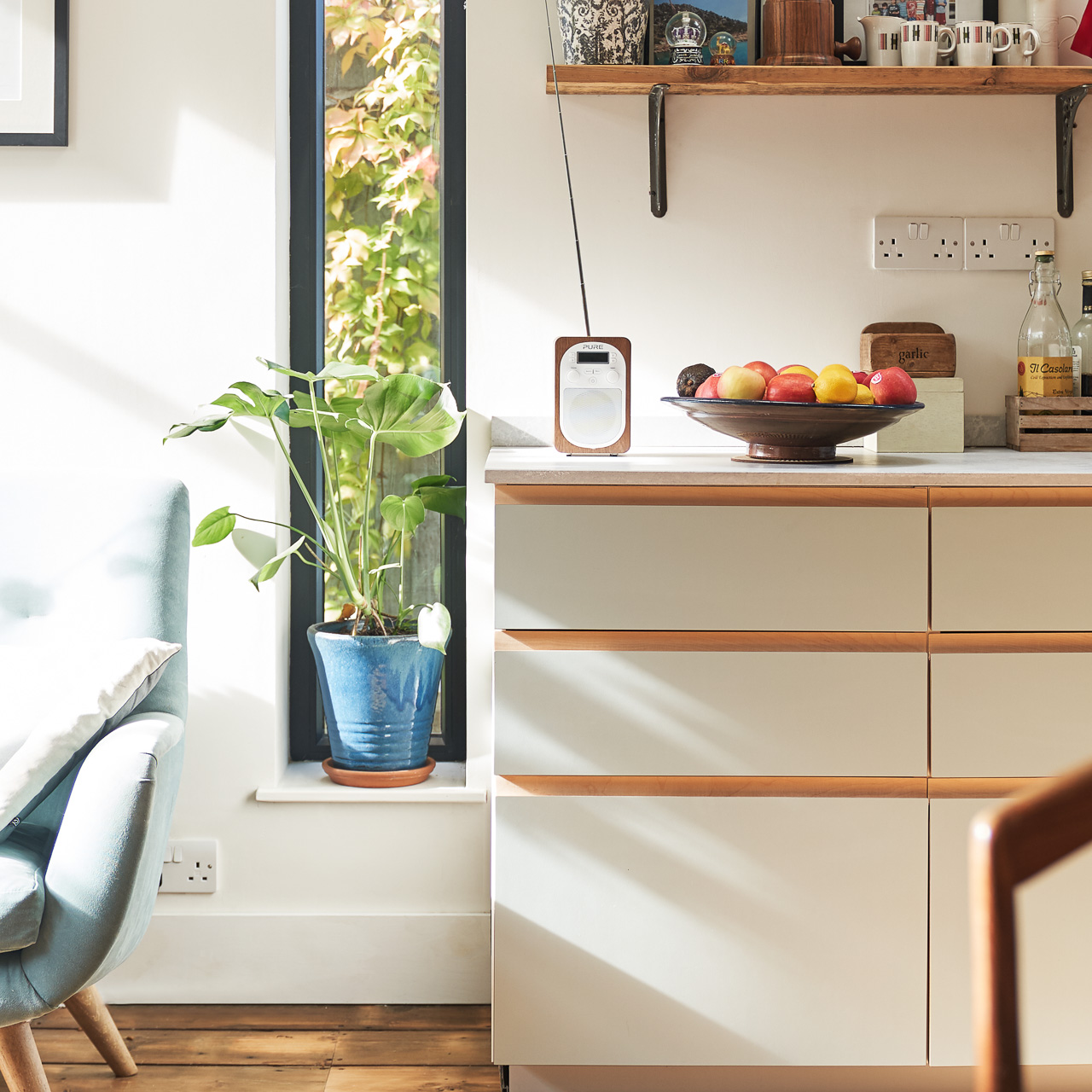 Formica Fossil fronts and Birch Ply J-Profile handles in our Kempe Road kitchen