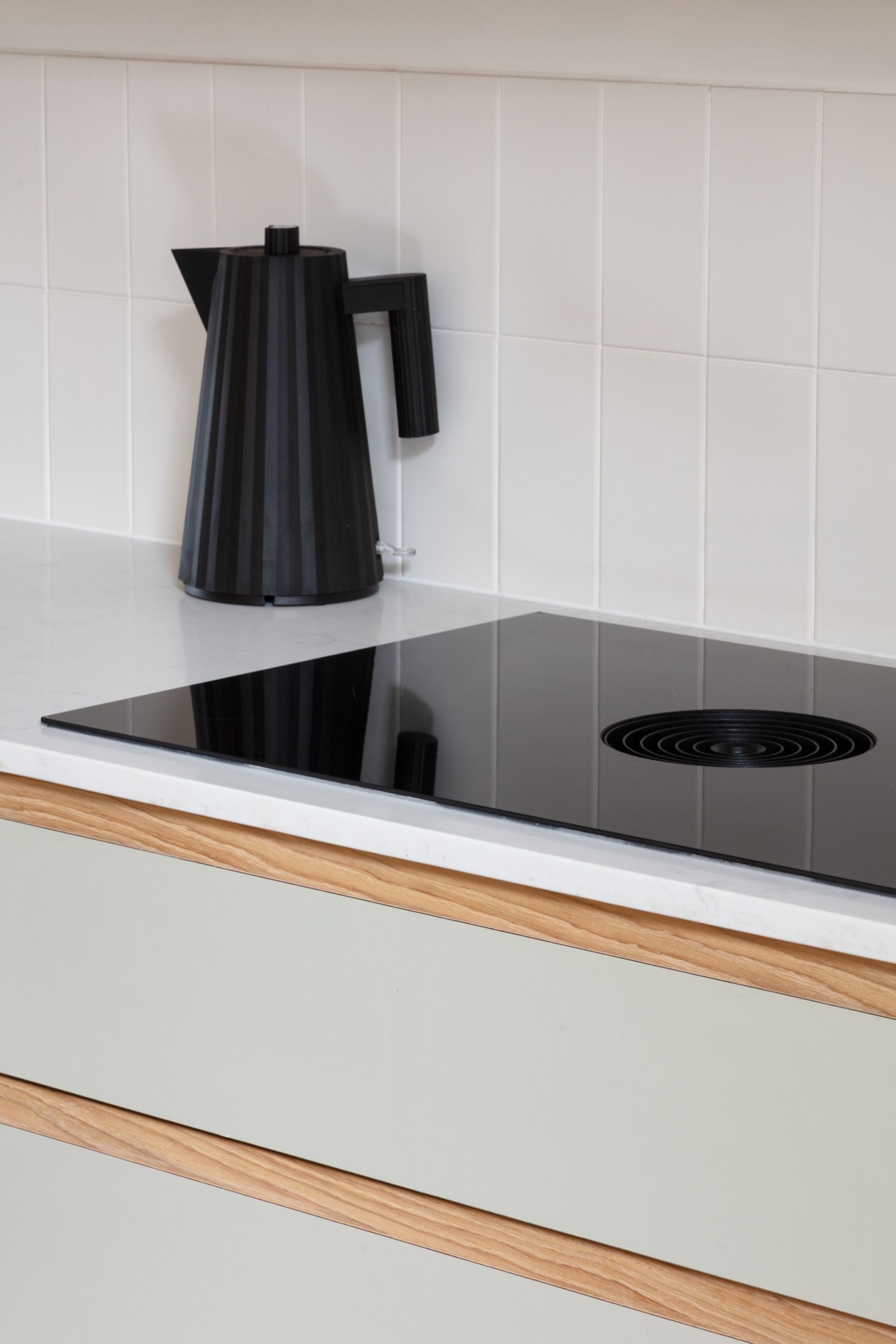 Plykea Formica Seed kitchen fronts with a J-Profile handle