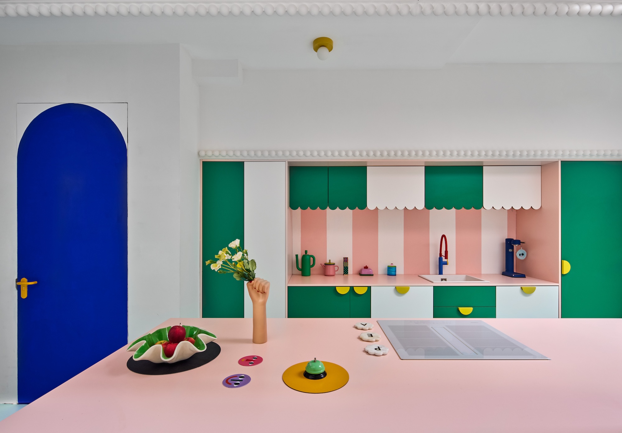 Plykea Formica Soft White + Spectrum Green plywood kitchen