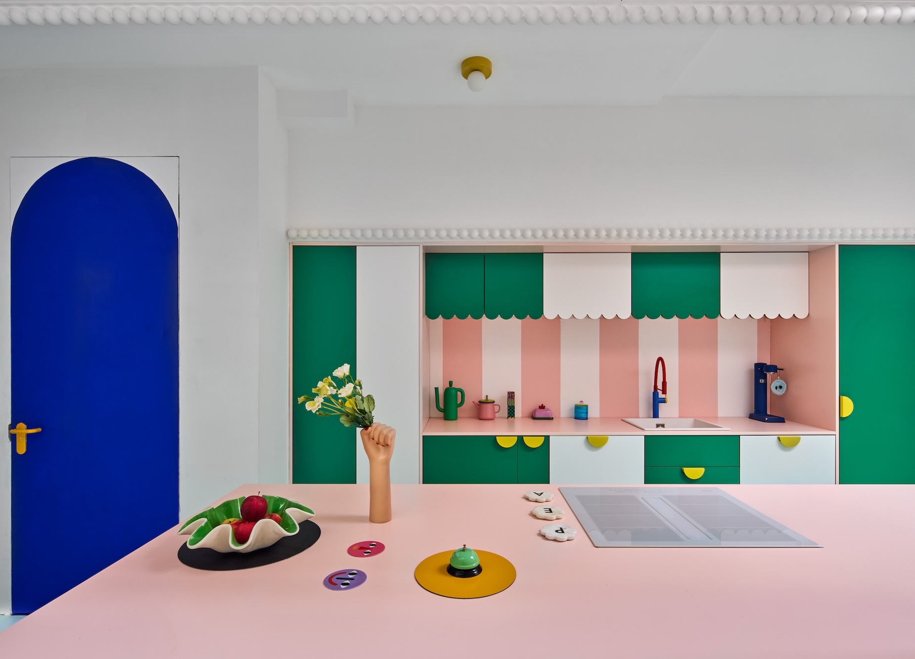 Plykea Formica Soft White + Spectrum Green plywood kitchen
