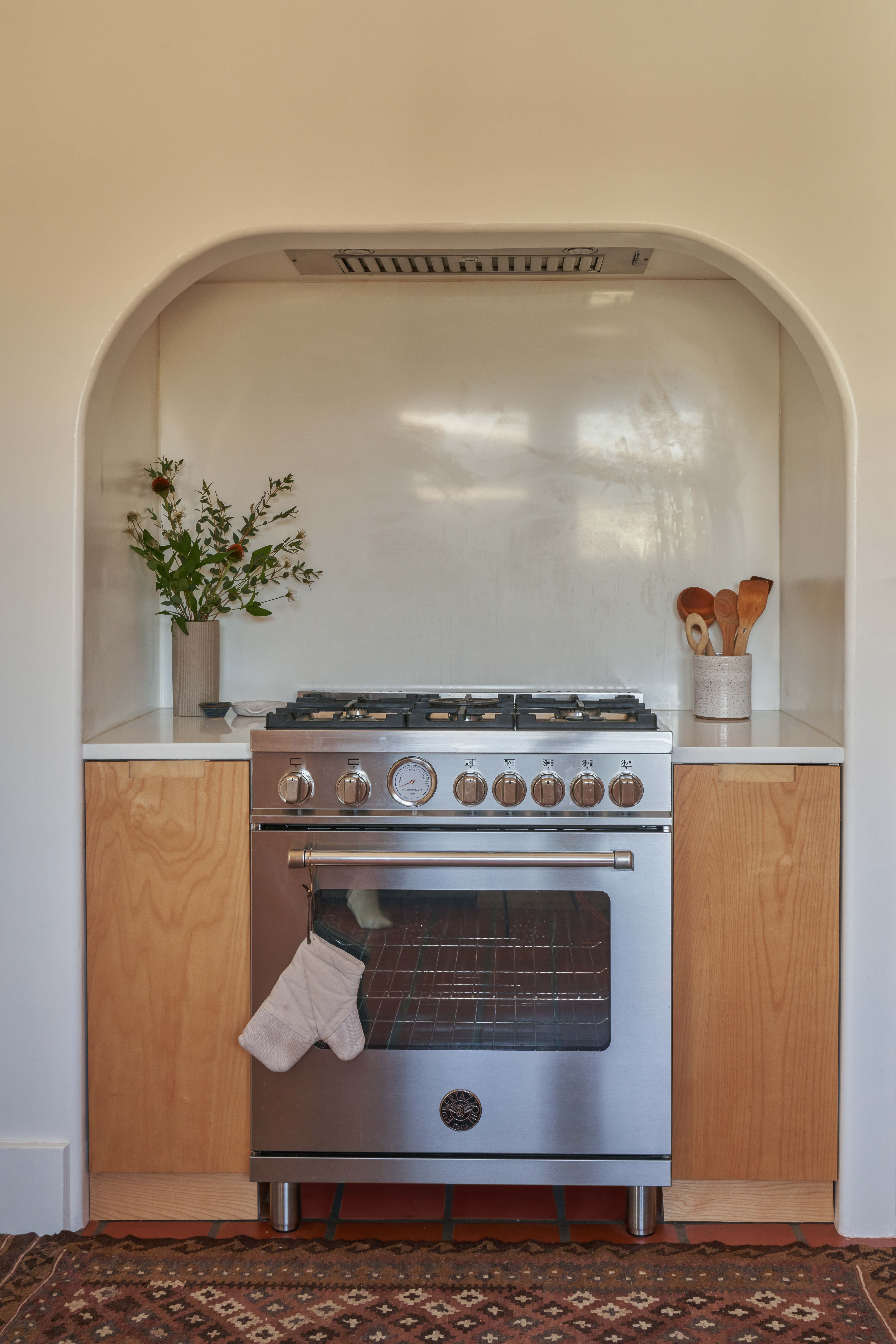 Plykea birch plywood kitchen fronts with semi-recessed handles