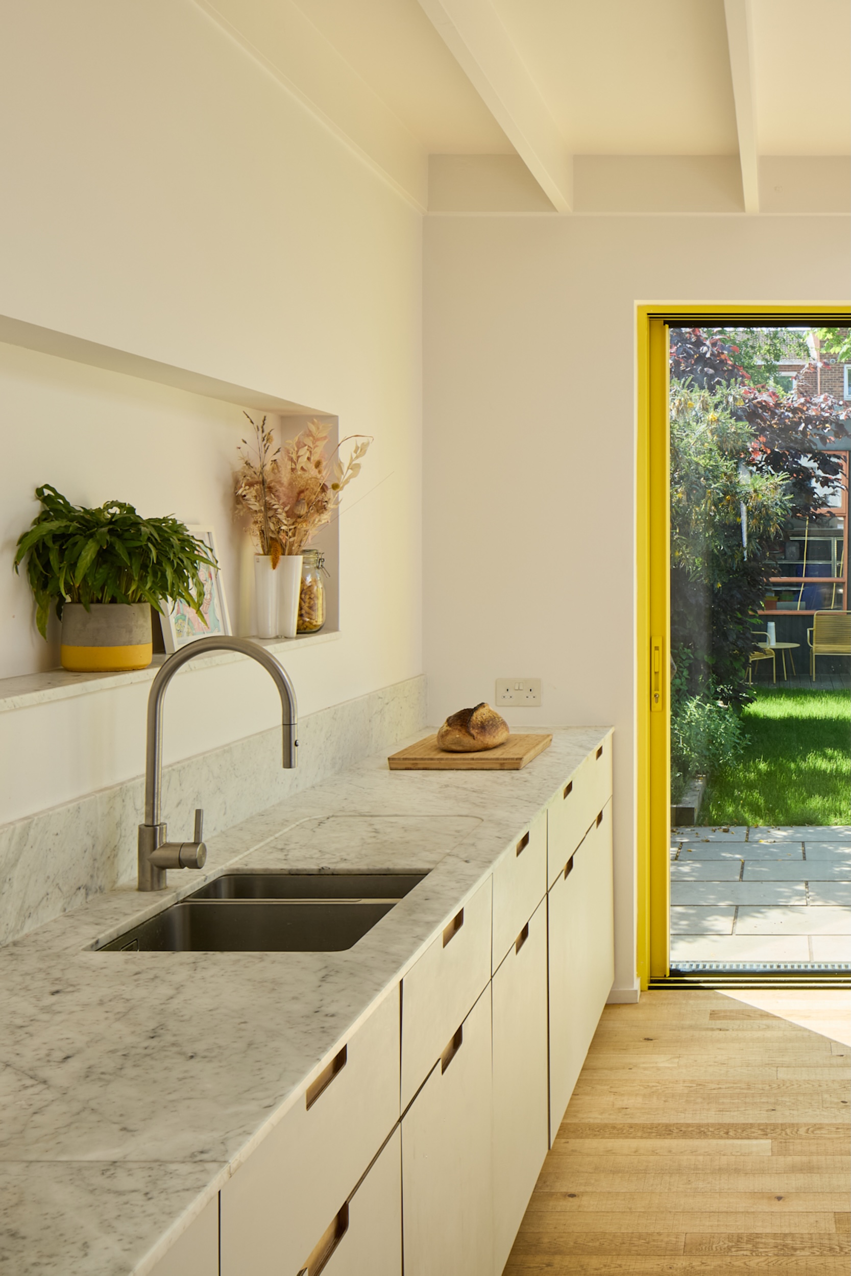 Plykea Fenix Grigio Efeso plywood kitchen