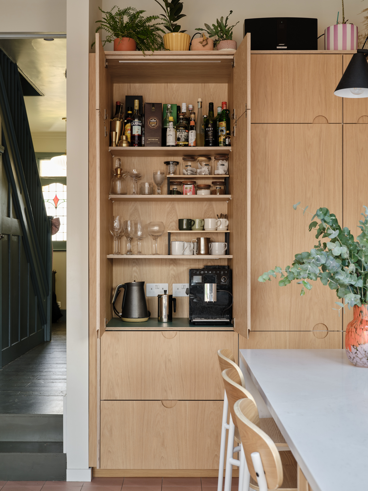Plykea oak-veneered birch plywood kitchen fronts + pantry