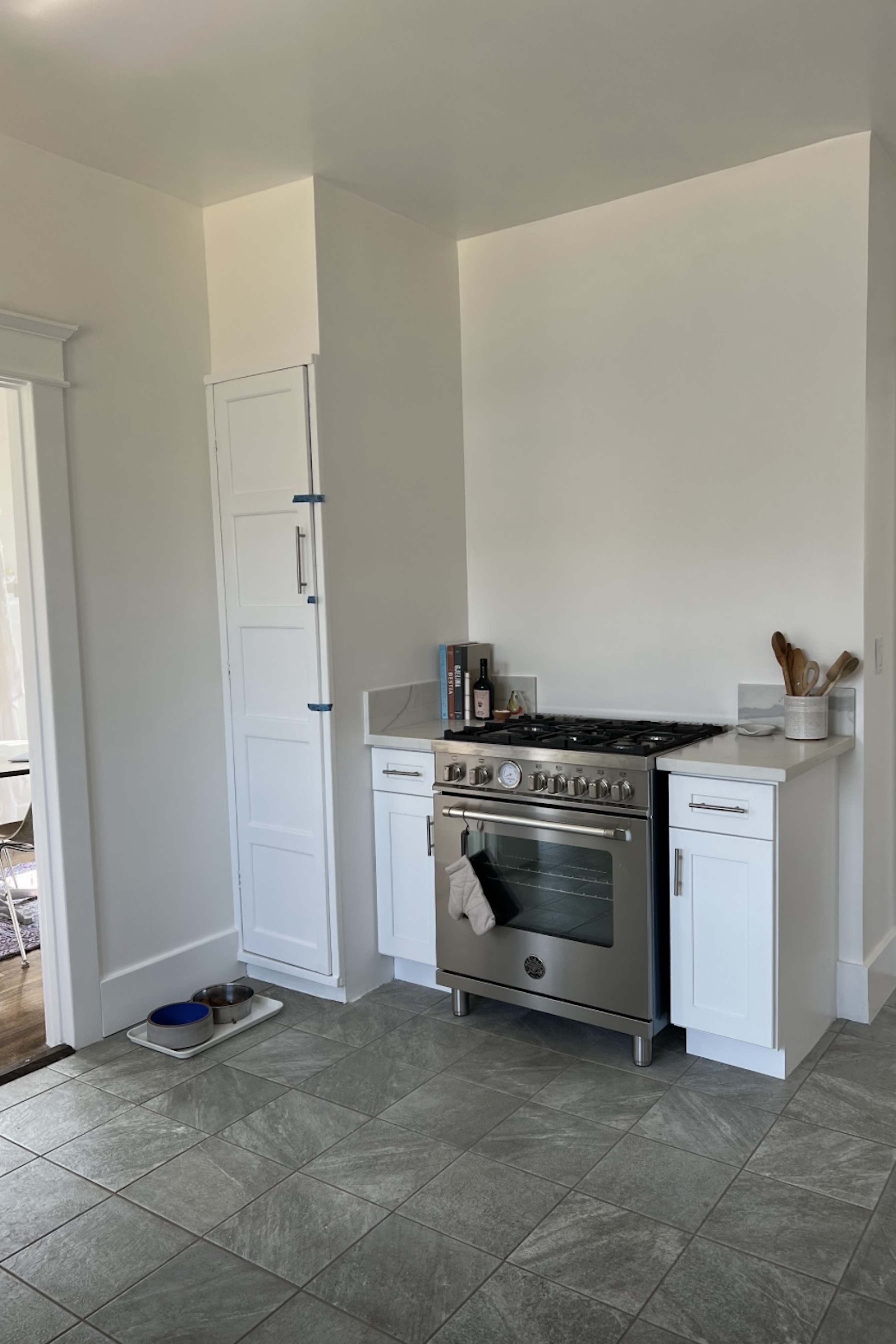 Before kitchen image