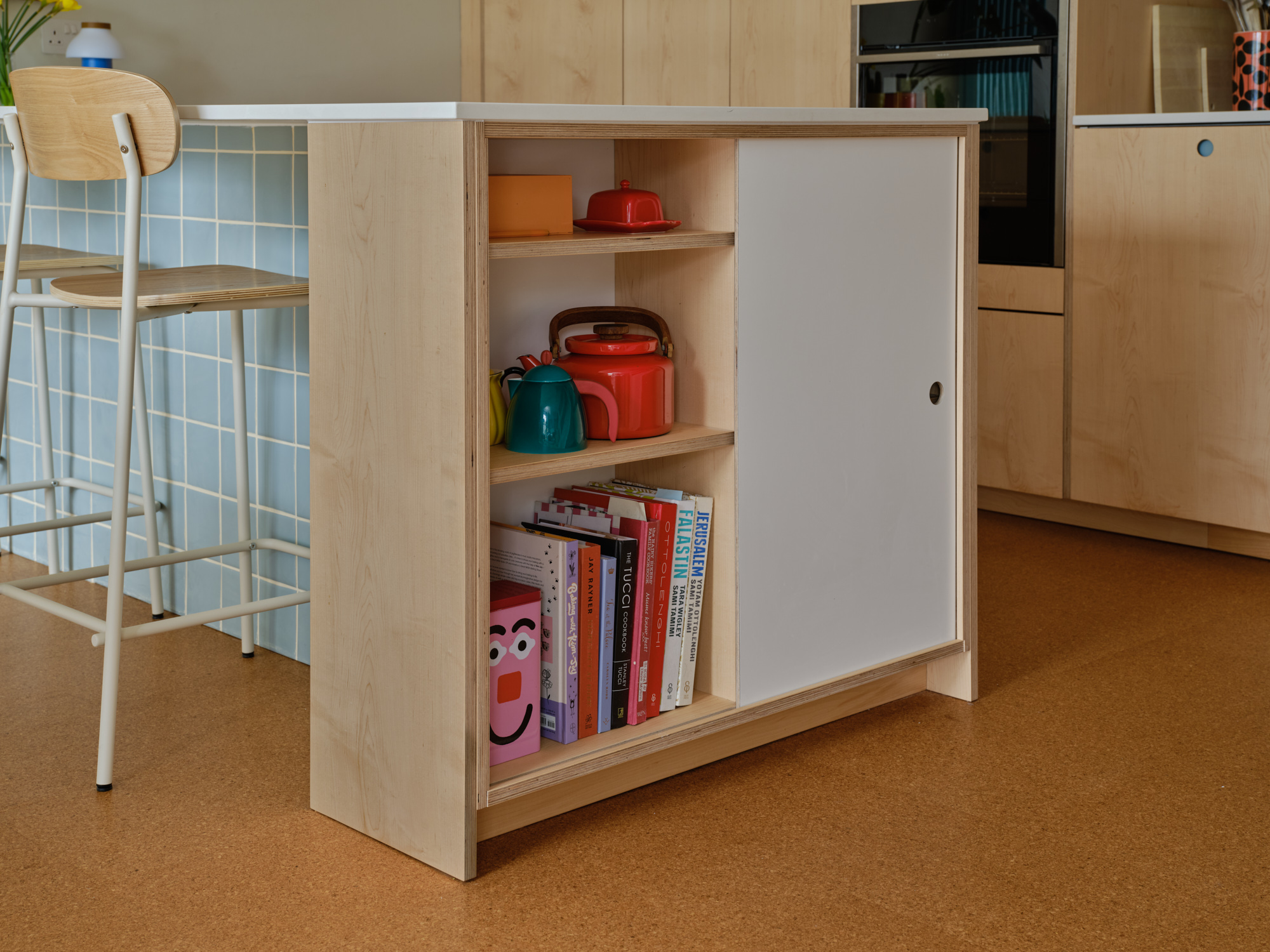 Plykea maple-veneered birch plywood + circular handles