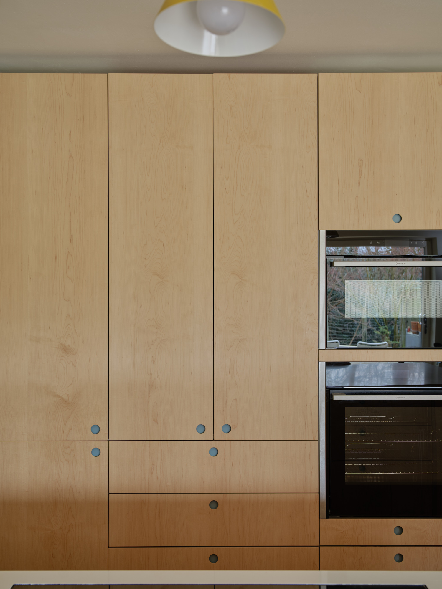 Plykea maple-veneered birch plywood pantry