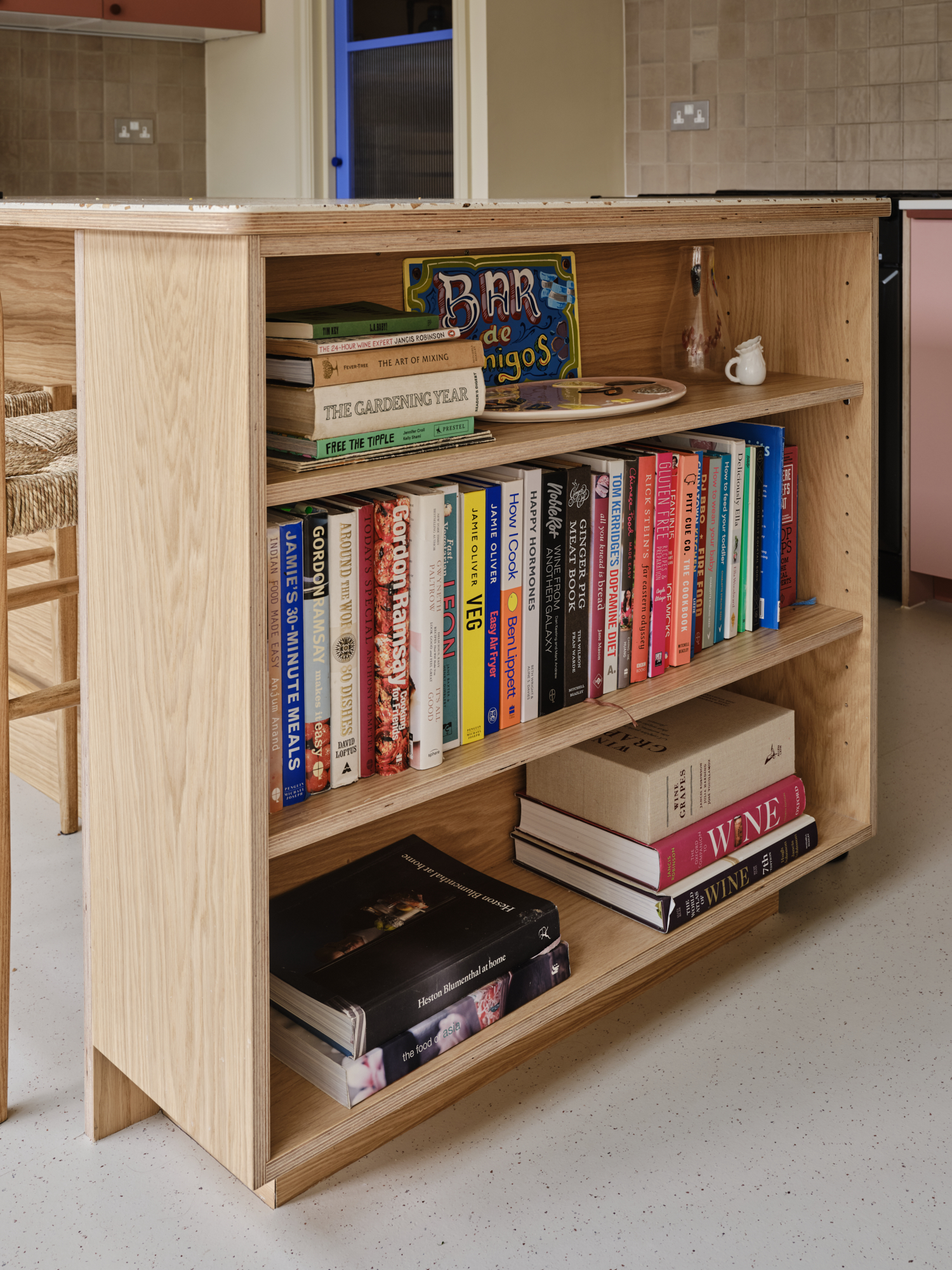 Plykea oak plywood Ürtil island cabinet