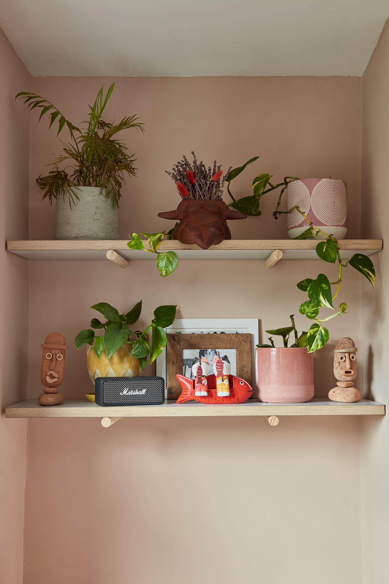 Plykea Formica Glacier shelving