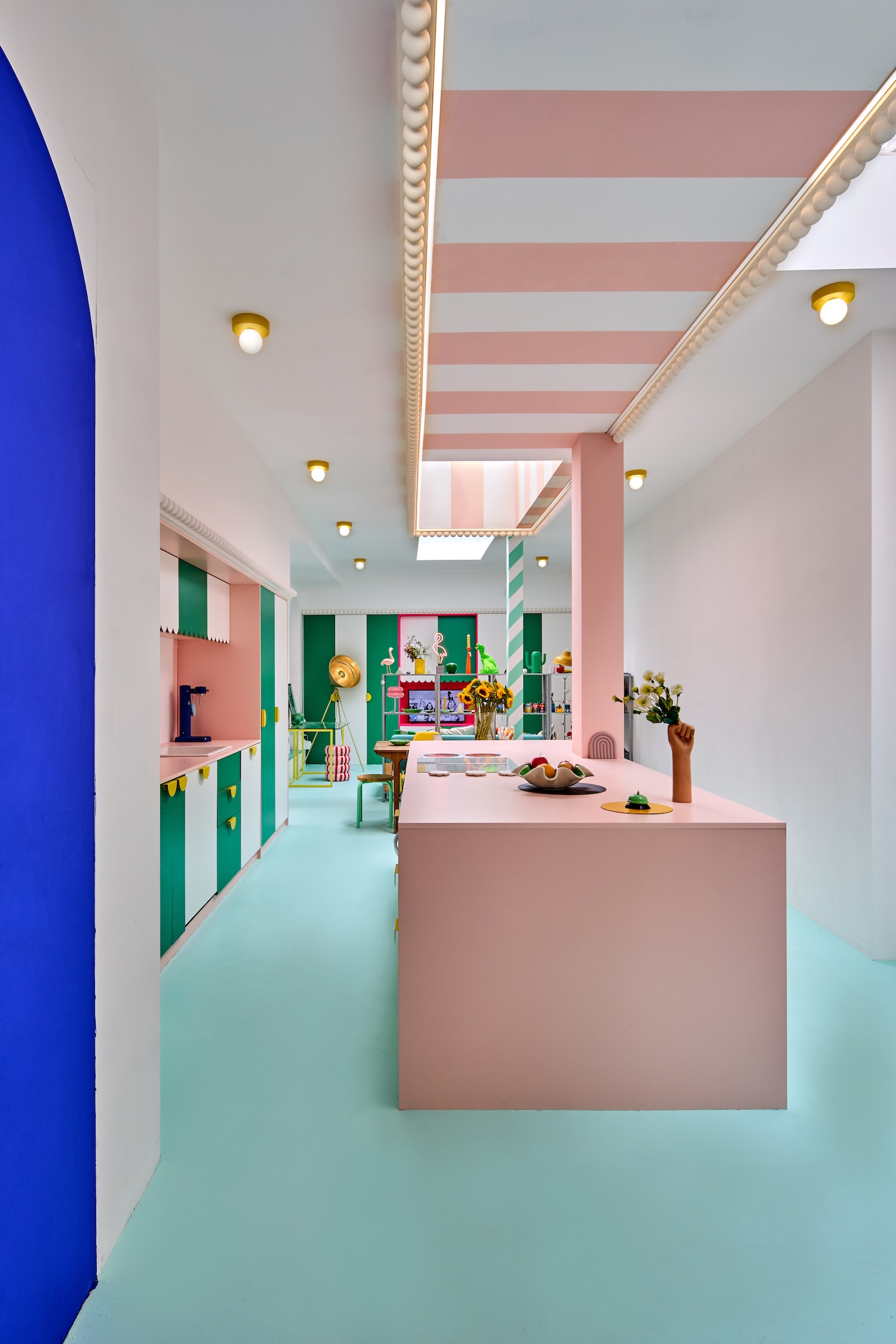 Plykea Formica Soft White + Spectrum Green plywood kitchen