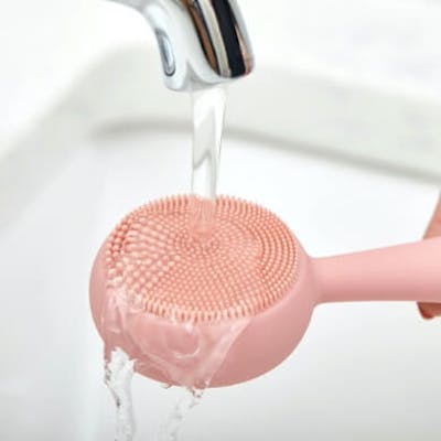 PMD Clean Pro Gold under water