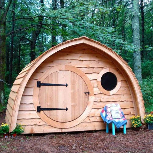 Construire une cabane en bois pour enfant - 5 projets DIY