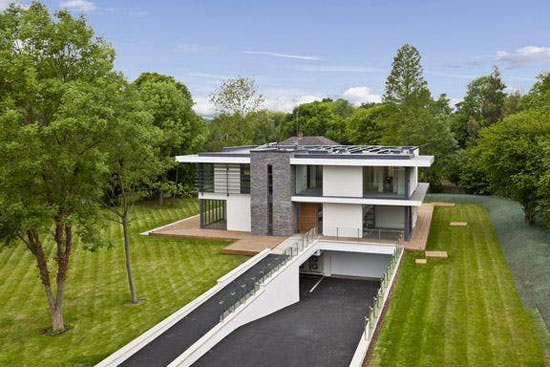 garage enterré d'une maison moderne