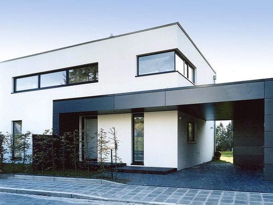 carport sur mesure qui se marie avec la maison