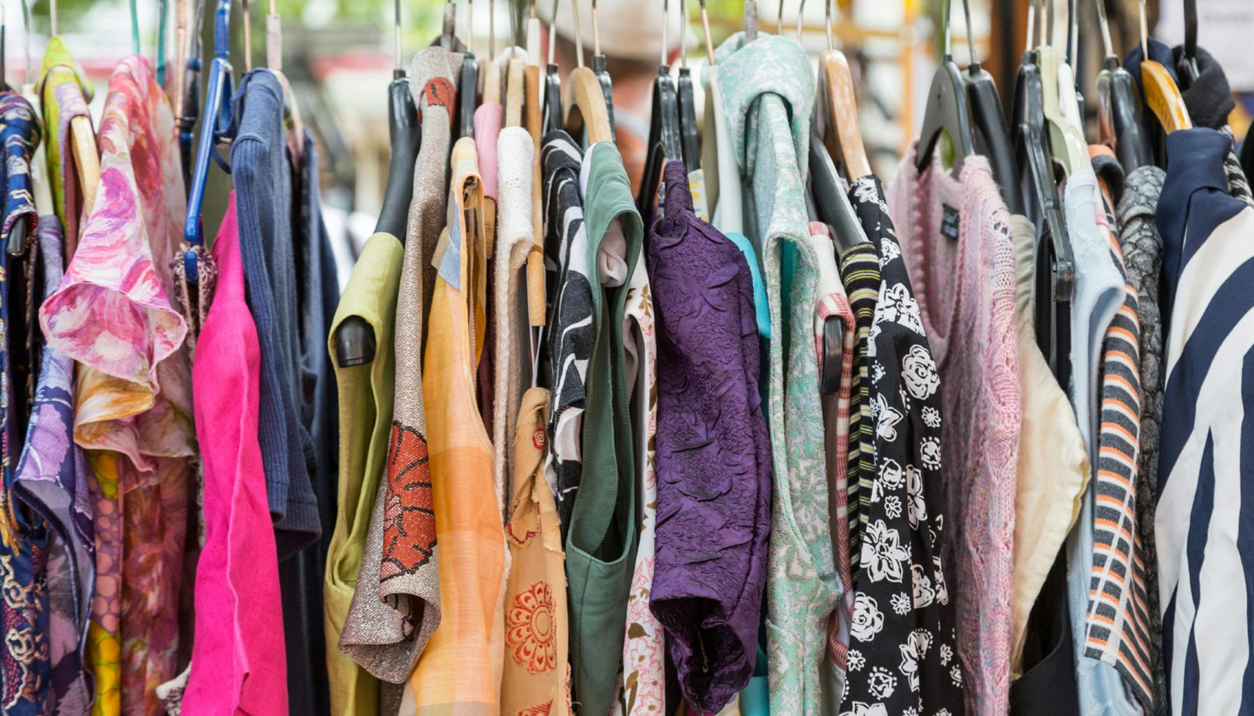 Articles  How to Sell Old Clothes for Money