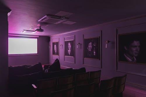 point campus cinema room
