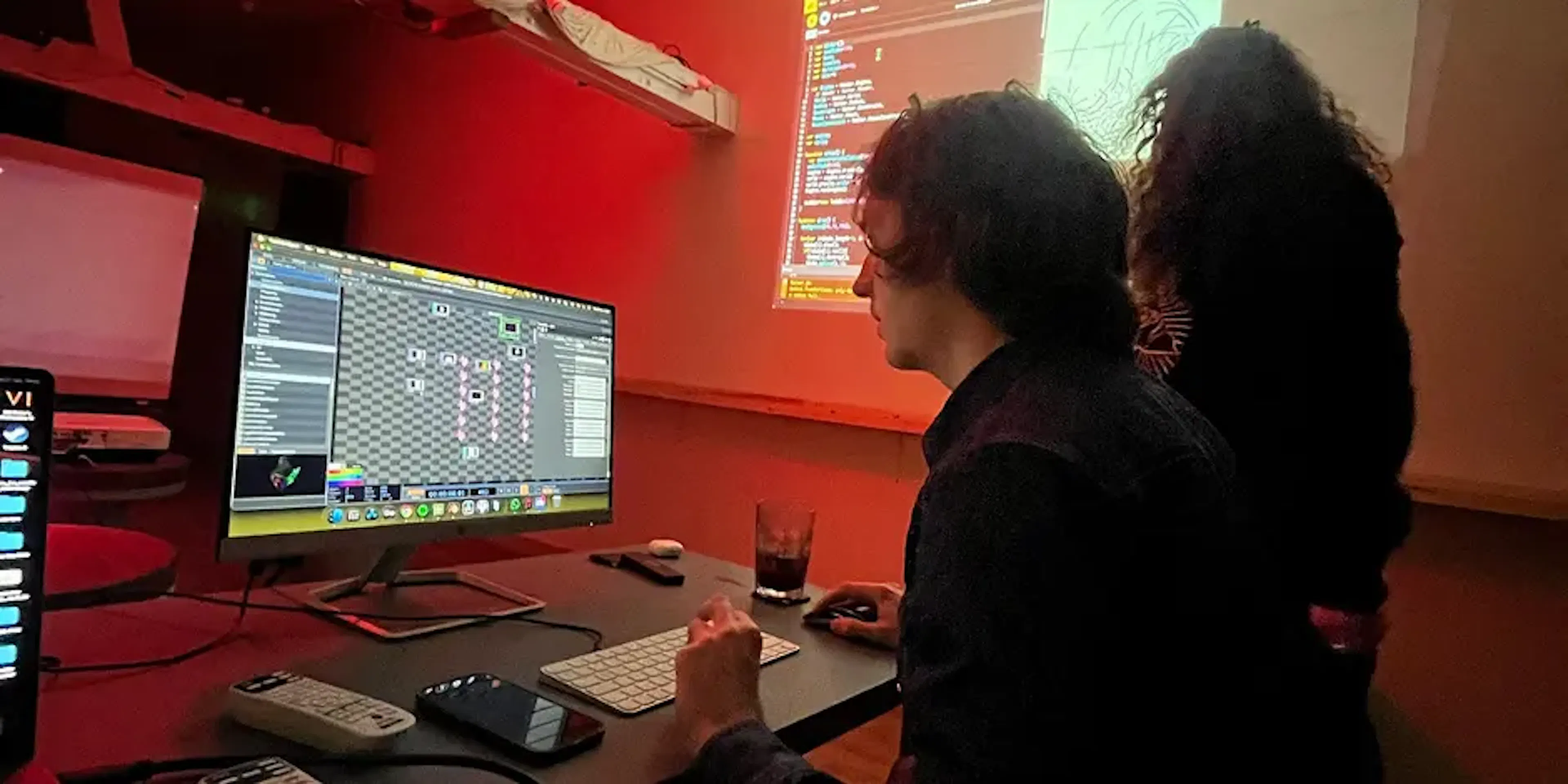 Felix Colbert showing work at the audio visual meet-up.