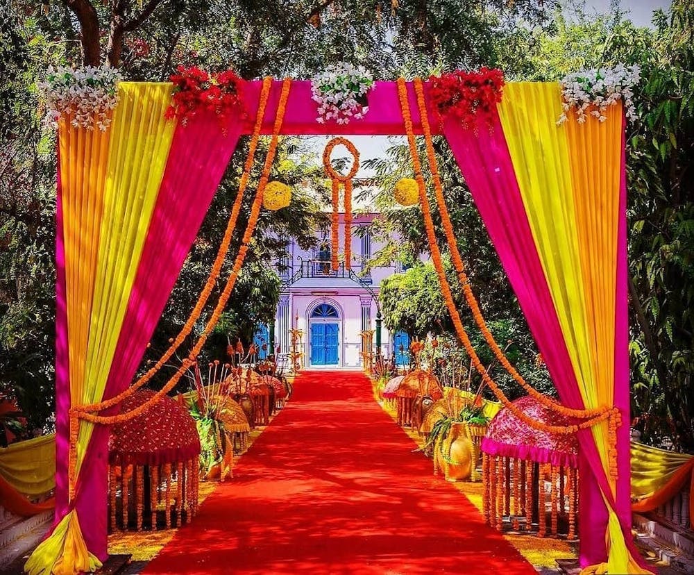 13 Trending Wedding Entrance Decor Ideas 2023
