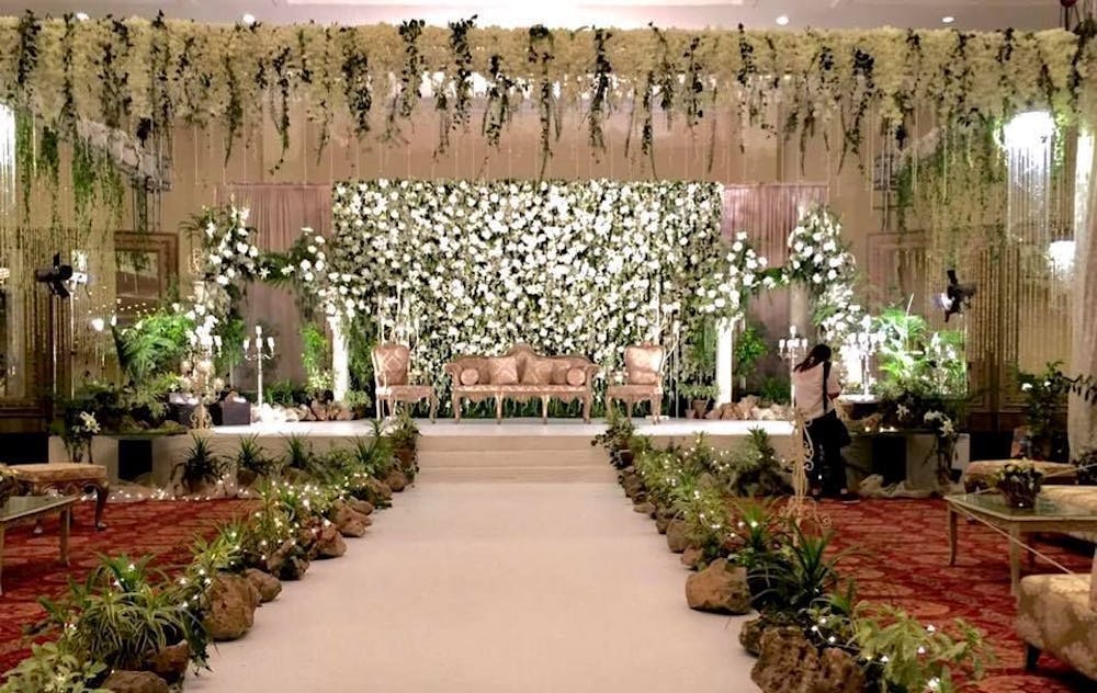 stage decoration engagement
