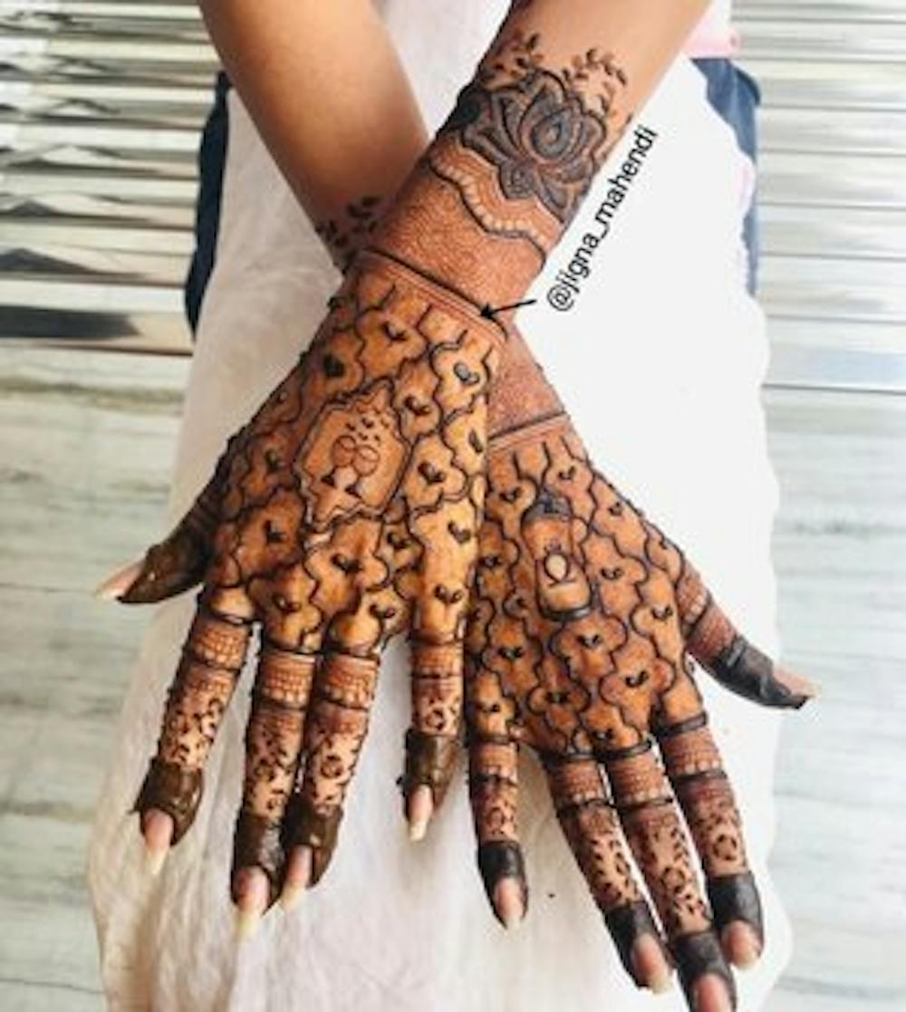 Best mehndi artist in Kolkat