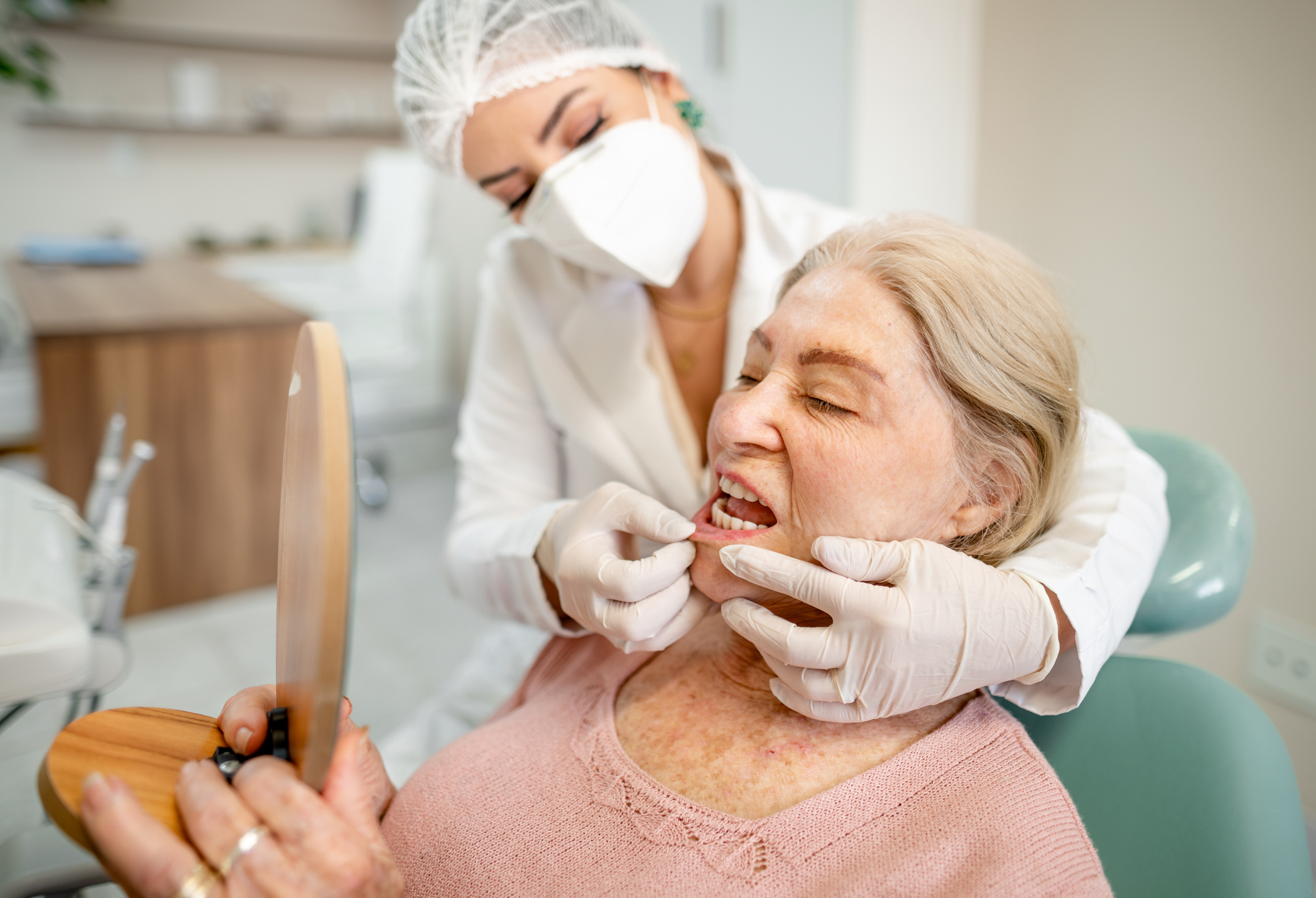 Best Dental Insurance Plans In Canada For Seniors In 2022 Topline Topics   1ec8154e 826b 4b3a 9af4 9580bee69a4b IStock 1400109188 