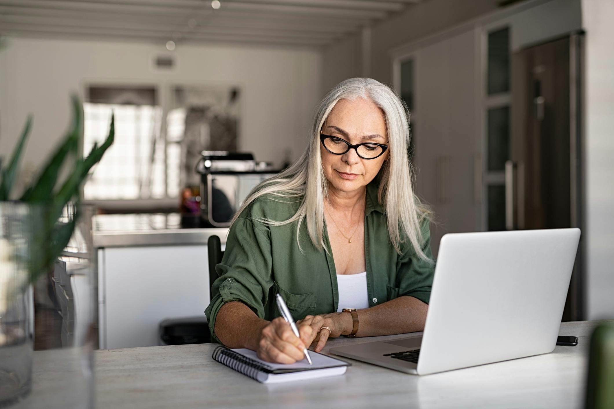 Data Entry Jobs For Seniors | Topline Topics