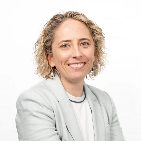 Lauren Briggs Headshot