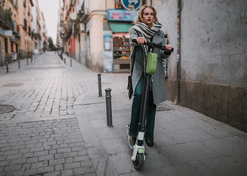 Assurance gyropodes, vélos ou trottinettes électriques : LCL Banque