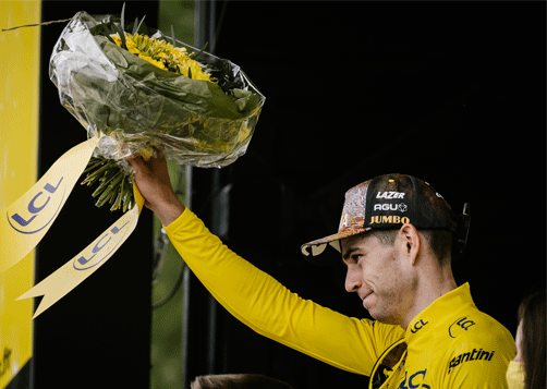 Le Maillot Jaune pour Wout van Aert