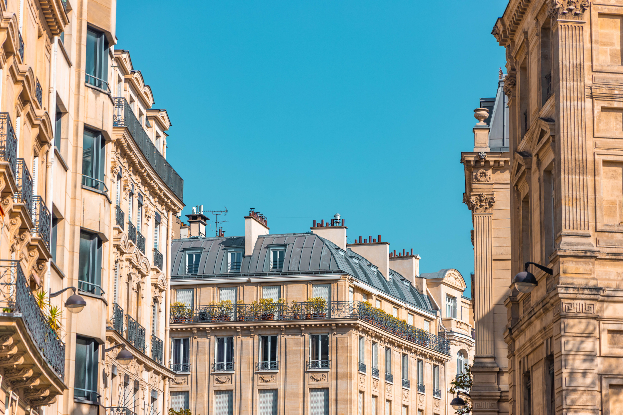 « Pourquoi et comment investir dans l’immobilier en 2025 ? »