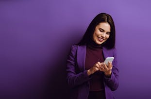 empresária ligando para vivo