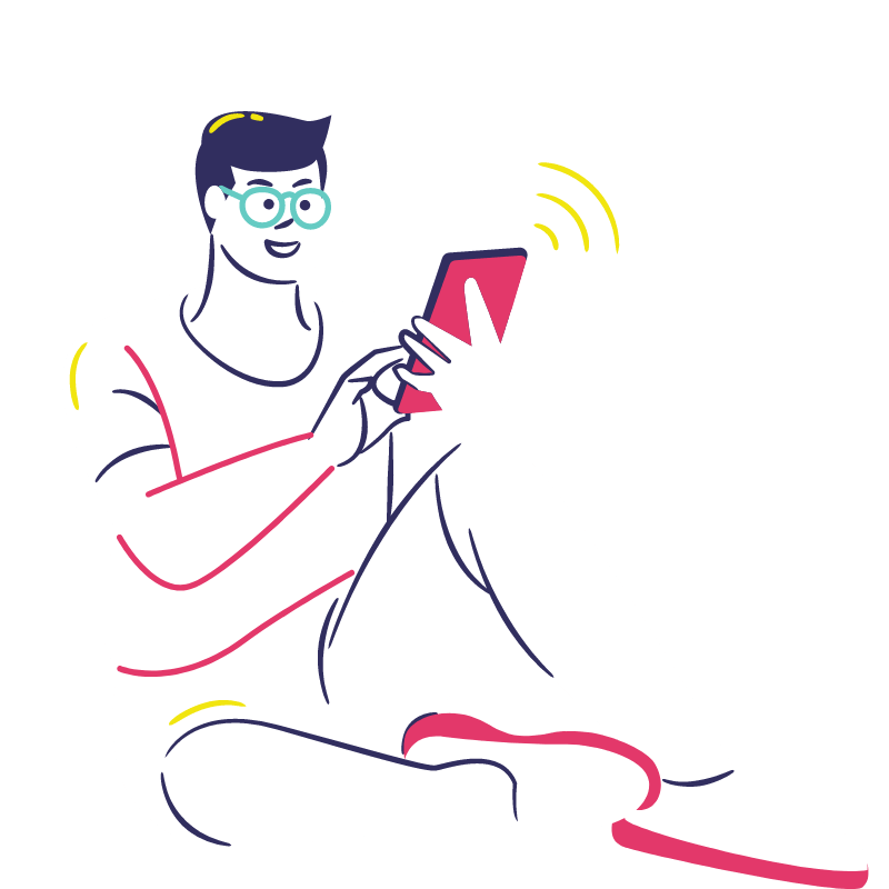 Menino mexendo no celular