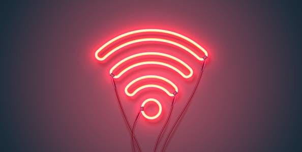 Luz neon com SKY Internet WiFi.