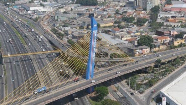 Vista aérea da cidade de Guarulhos.