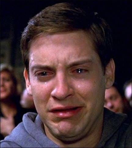 foto do Tobey Maguire chorando